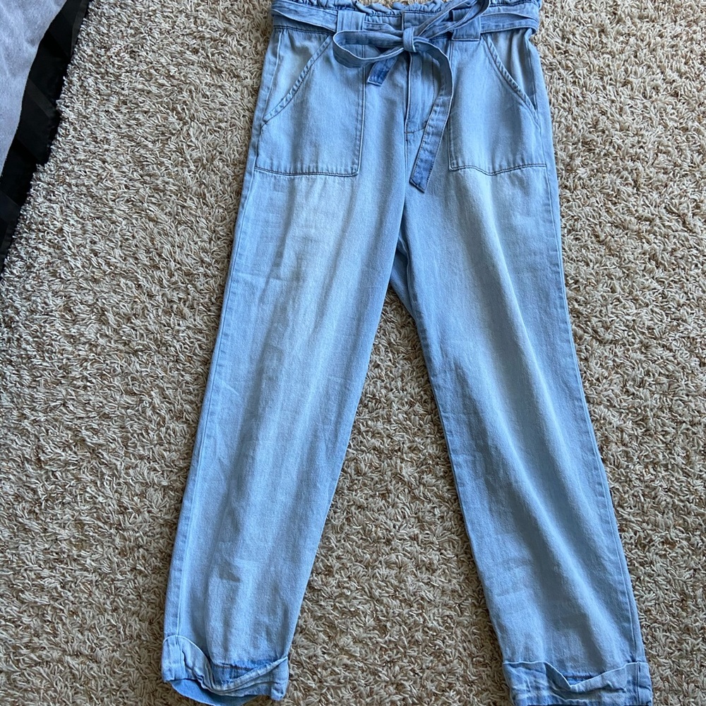 high wasted loose jeans